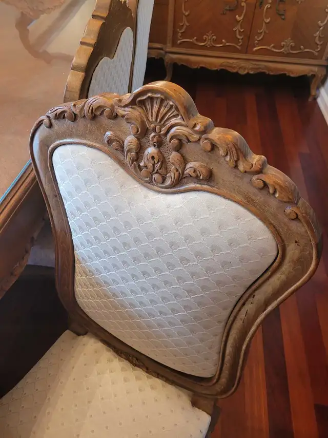 Antique Dining Table and Credenza in Dining Tables & Sets in Ottawa - Image 5
