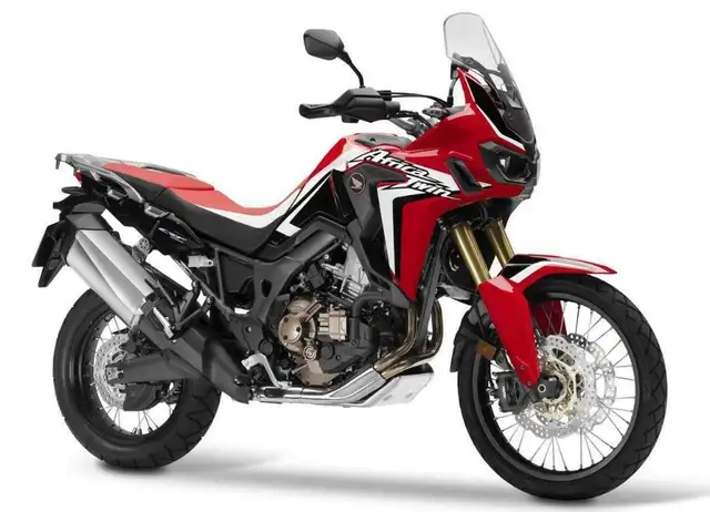 Honda Africa Twin (READ AD) DCT. Amazing Bike. REDUCED! in Touring in St. Albert - Image 11