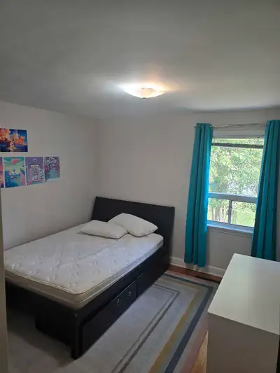 Furnished Room for rent in Yonge and steeles