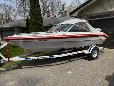 GREW 16.5ft Fibreglass Bowrider with 60HP Johnson 2 stroke. Brand new battery, spark plugs. fuel lin...