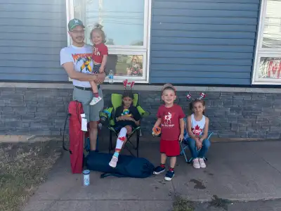 family of 6 seeking rental