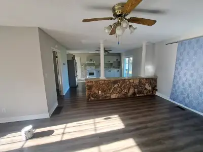 Charming house on the Lake for rent! Featuring m2.5 bedrooms and one full bathroom, a kitchen, and l...