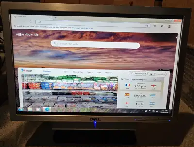 Dell UltraSharp 2707WFP 27-inch Wide-Screen - $300, View more