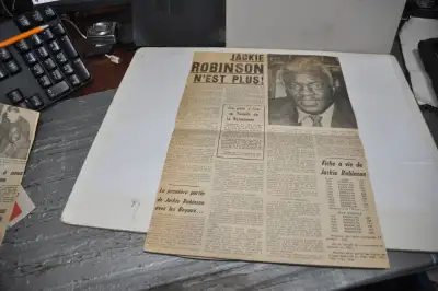 Jackie robinson baseball mlb paper clips vintage newspaper 1974, View more
