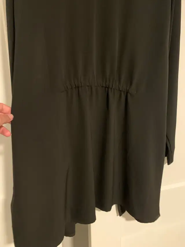 Women’s business cardigan in Women's - Tops & Outerwear in Oshawa / Durham Region - Image 4