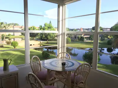 Hawaiian Gardens Phase VI Lauderdale Lakes Condo à louer, View more