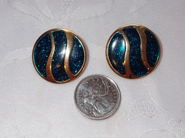 FOR SALE - Blue sparkle earrings in Jewellery & Watches in Peterborough