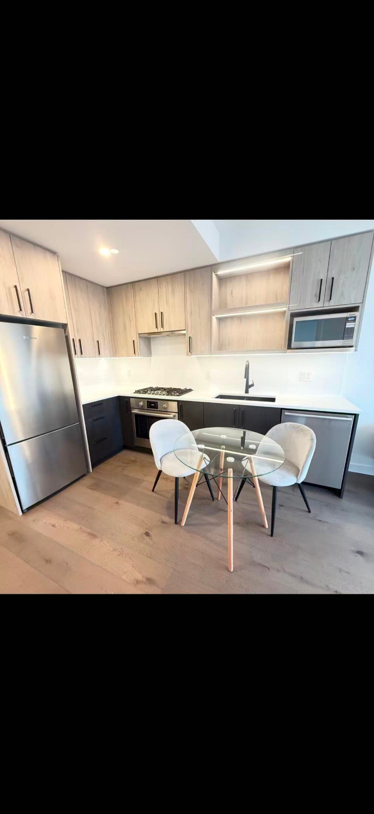 Bright 1 Bed + Den at Park Langara, Furnished, Pet Friendly 3