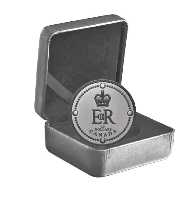 1 oz. pure silver coin Queen Elizebeth II Royal Cypher in Arts & Collectibles in Kingston - Image 4