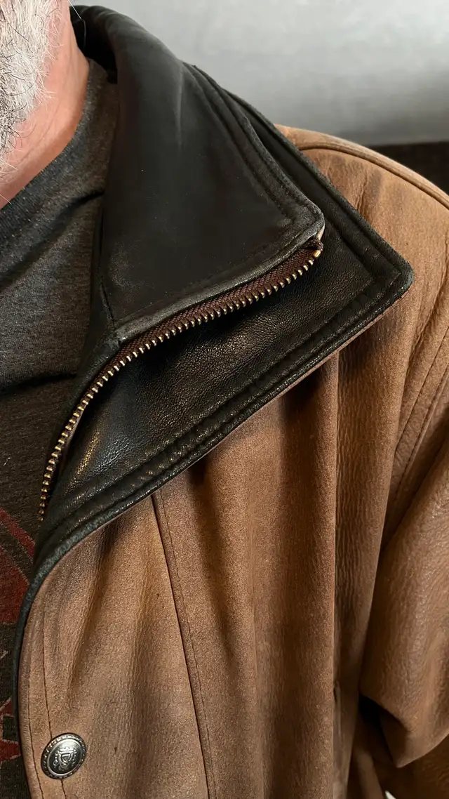Men’s Lambskin Leather Coat in Men's in Belleville - Image 5