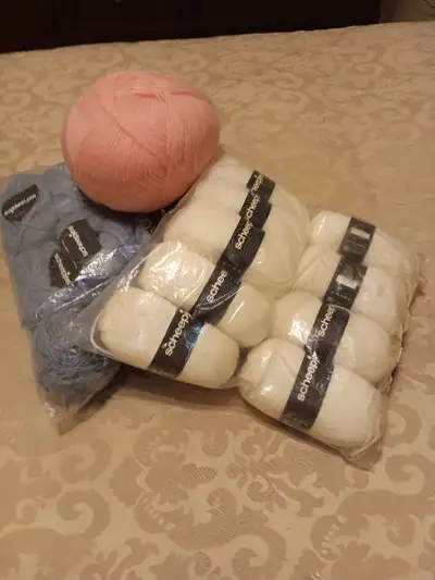Scheepjes Ahoy extra, White, Made in Holland, 80% acryl, 20% wool, 9 - 50g skeins $3.00 each or all...