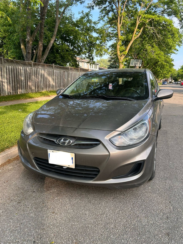 Hyundai Accent 2013 Manual in Cars & Trucks in Mississauga / Peel Region