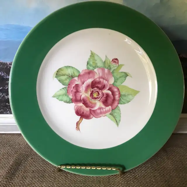 Vintage 40s Syracuse China Drake Hotel Camellia Cup Saucer Plate in Kitchen & Dining Wares in Ottawa - Image 9