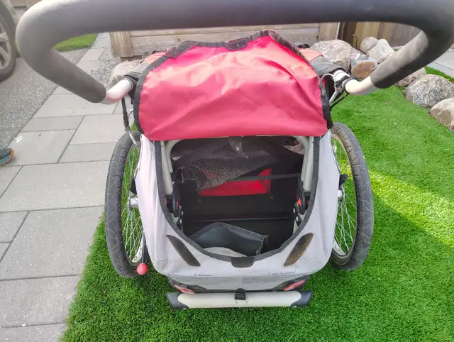 Mountain Equipment Co-op bike trailer [Used] in Kids in Markham / York Region - Image 3