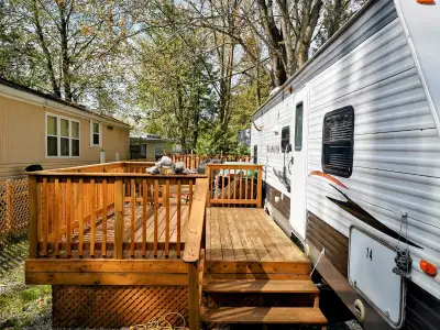For sale Lot with 2012 trailer in 3 Season Park Open April 1 to October 31 Located in a prime locati...