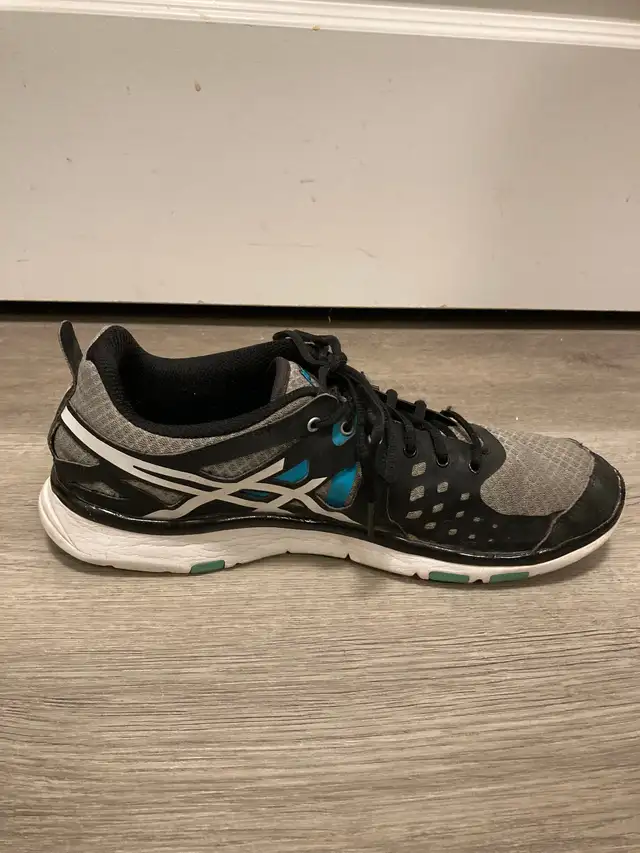 Women’s Asics Gel-Sustain TR 2 Athletic Shoes, Size 11 in Women's - Shoes in Kitchener / Waterloo - Image 9