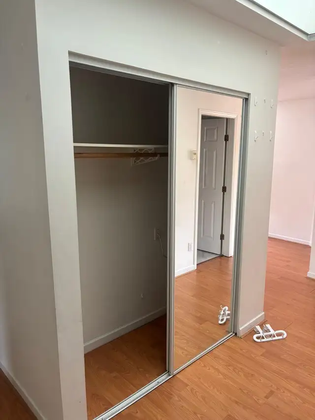 apartment for rent in Room Rentals & Roommates in Delta/Surrey/Langley - Image 6