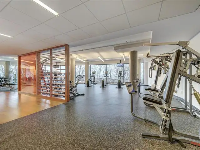 Magnifique 3 ½ + DEN Iles des Soeurs deux pas du REM $2450 in Long Term Rentals in City of Montréal - Image 13