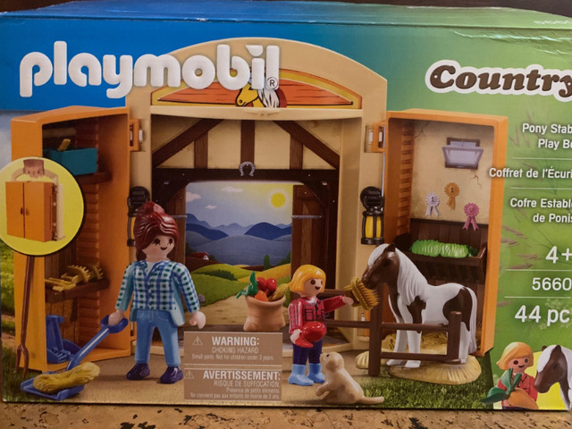 Playmobil Riding Stables #5660 | Toys & Games | Ottawa | Kijiji