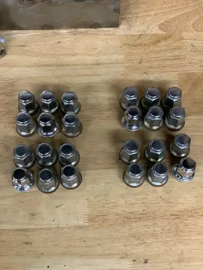Hey, I have a full set of lug nuts off of my 2015 Toyota 4runner. I ended up getting aftermarket whe...