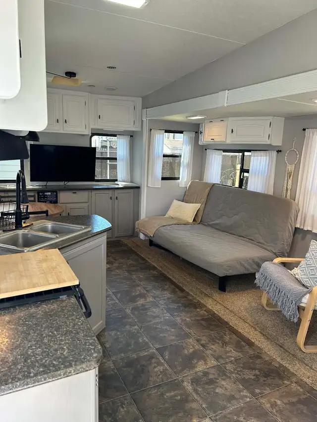 2012 sunnybrook Harmony in RVs & Motorhomes in Laval / North Shore - Image 5