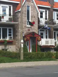 Dans Rosemont, Triplex à vendre.