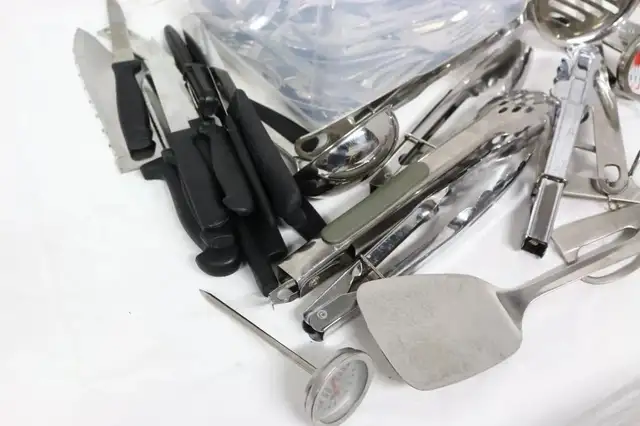 MASSIVE LOAD OF STAINLESS STEEL KITCHEN UTENSILS + FLATWARE in Kitchen & Dining Wares in Mississauga / Peel Region - Image 4