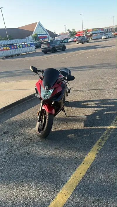 Sport Touring low on insurance. Selling as is Rfs: no more time to ride and m2 got expired