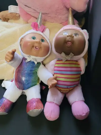 Price for both, pick up only near Bonnie Doon Mall.