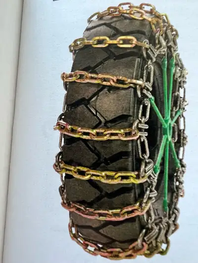 Skid Steer Chains, Heavy Duty, Square Link, 5/16, Ladder Style., View more