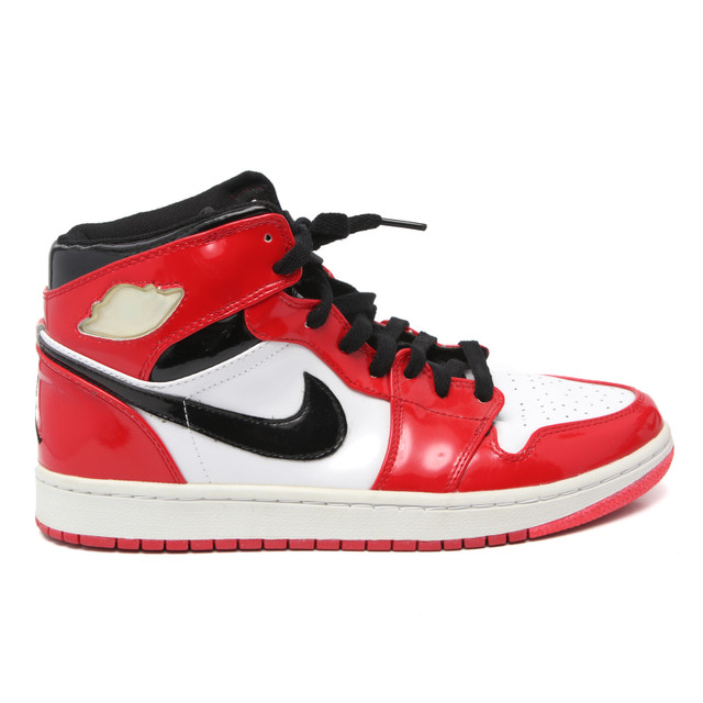 VTG Nike Air Jordan 1 Chicago 2003 Sneakers (Replica) Red White in Men's Shoes in Oakville / Halton Region - Image 3