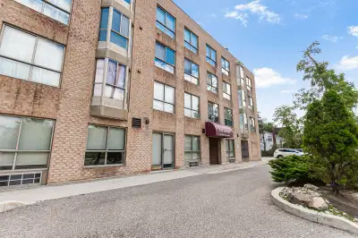 1000 ft.² of living space. It has two beautiful bedrooms, one bathroom a very spacious living room r...