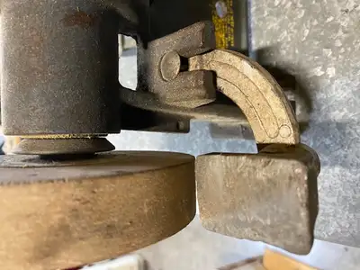 Meuleuse d'établi - BENCH GRINDER BELT DRIVEN, View more