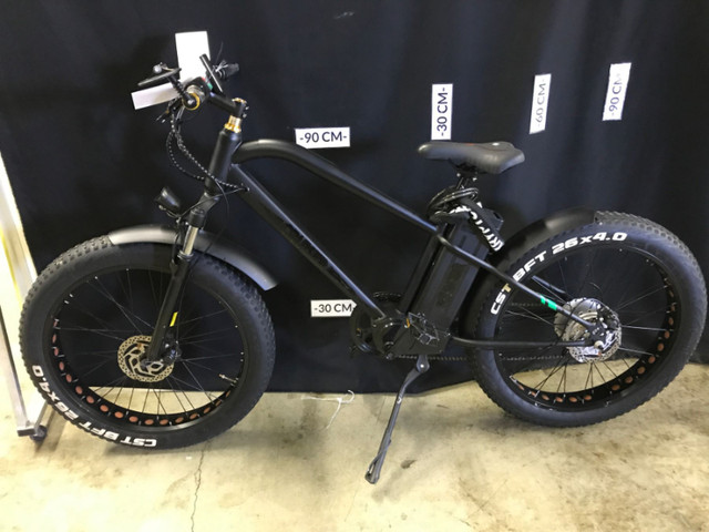 FLAT BLACK CRUISER, 90CM STANDING HEIGHT, 6 SPEED, E-BICYCLE in eBike in Burnaby/New Westminster