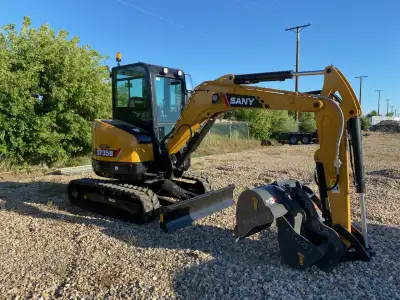 2022 sany 35u excavator. Great machine. 2 buckets, thumb. Only 190 hrs. $48000.00