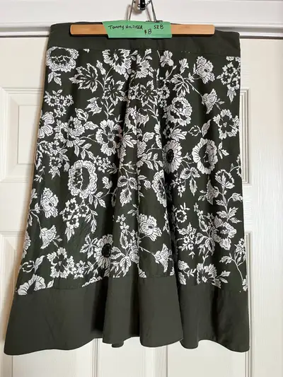 Size 8 - Tommy Hilfiger Skirt, View more