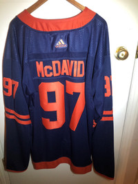 McDavid jersey extra large