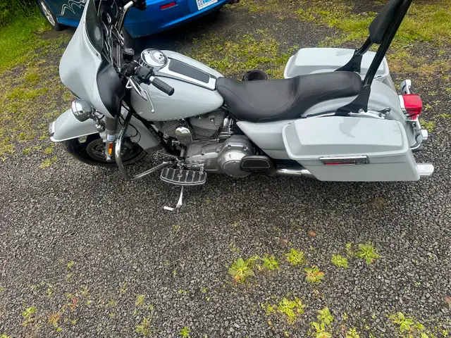 2009 Electra glide in Touring in Annapolis Valley - Image 3
