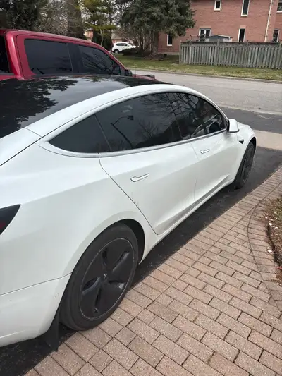 Tesla model 3 standard range plus Self driving computer 3 Auto pilot Premium connectivity Clean carf...