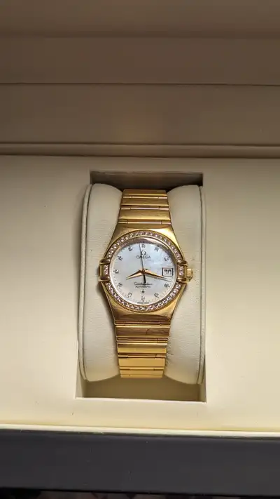 Solid Gold 18k gold omega watch, View more