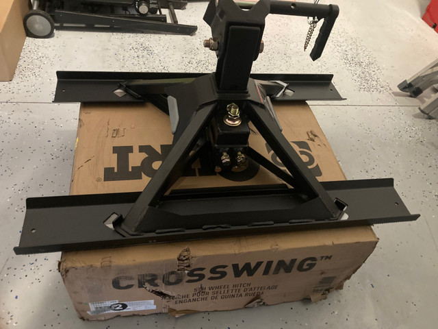 Curt Crosswing 20K 5th wheel hitch (new) in RV & Camper Parts & Accessories in Edmonton - Image 4