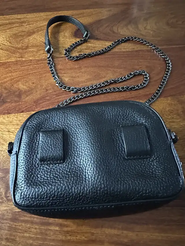Ted Baker Sac à Main Taille Fanny Pack Waist Handbag in Women's - Bags & Wallets in City of Montréal - Image 3