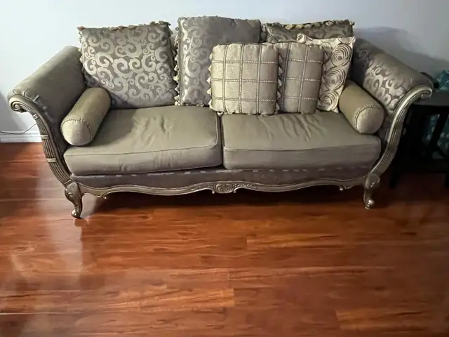 Classy Stylish Sofa in Couches & Futons in City of Toronto - Image 2