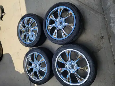 4- 18 Inch Baccarat Mirage Rims. They are 5 X 112 and 5 X 4.5 bolt pattern. The price is $500 for th...