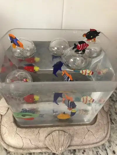 Aquarium Acrylic Plastic with Ceramic Stand: 5 Floaters+1 Turtle, View more