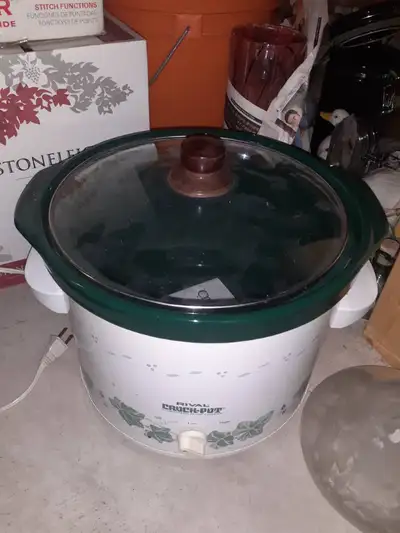 slow cooker / bread maker, View more