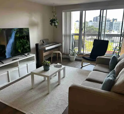 AVAILABLE SEPTEMEBER to DECEMBER 2025 We have a spacious, fully furnished one-bedroom apartment avai...