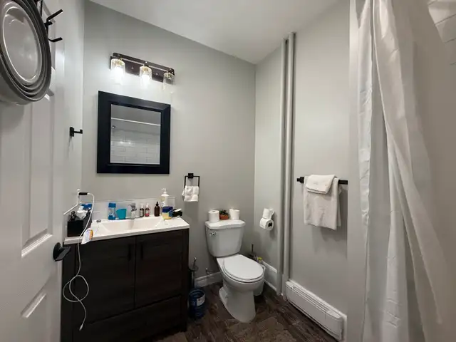 2 bedroom apartment, Church St Pembroke in Long Term Rentals in Pembroke - Image 7