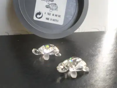 Swarovski Crystal Two Baby Turtles Figurine #7632NR002 - Designed by Edith Mair - Issued 1998 and Re...