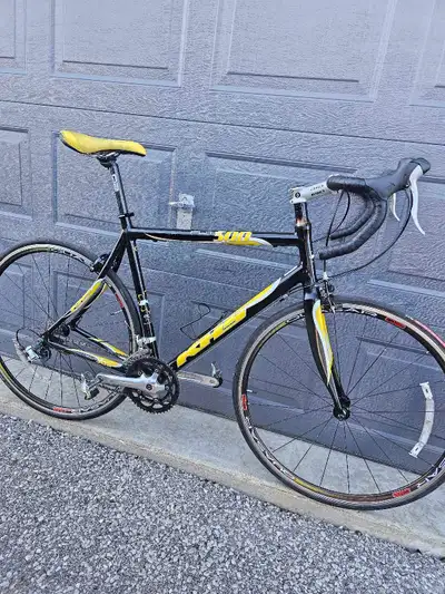 KHS Flite 500 road bike , View more